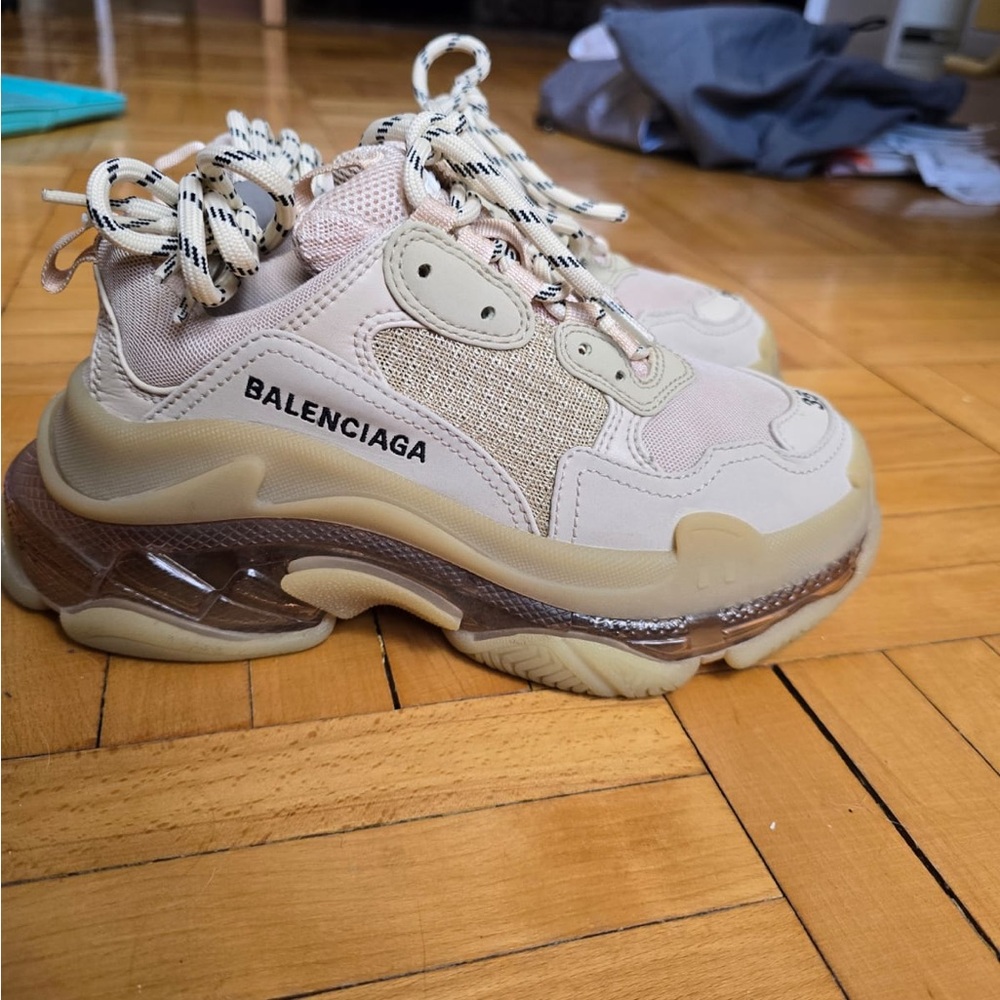 Balenciaga Women's Beige and Cream Sneakers